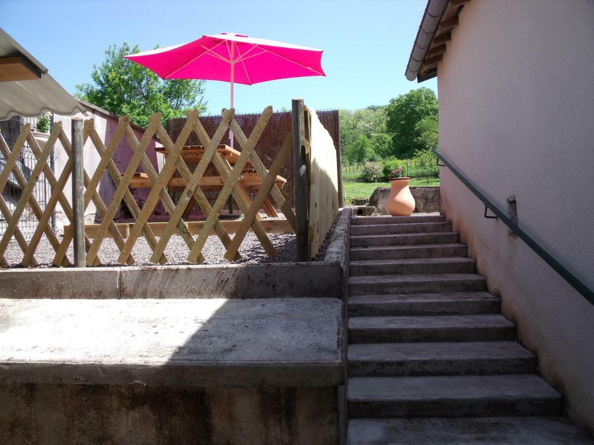 Maison De Vacances Blondefontaine Exterior foto